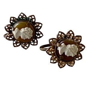 Vintage Cameo Earrings